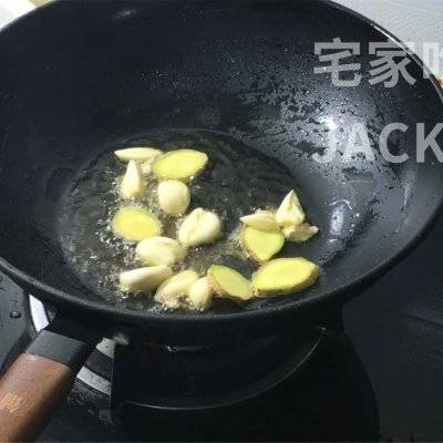 简易版麻辣小龙虾，好吃又简单，麻辣鲜香