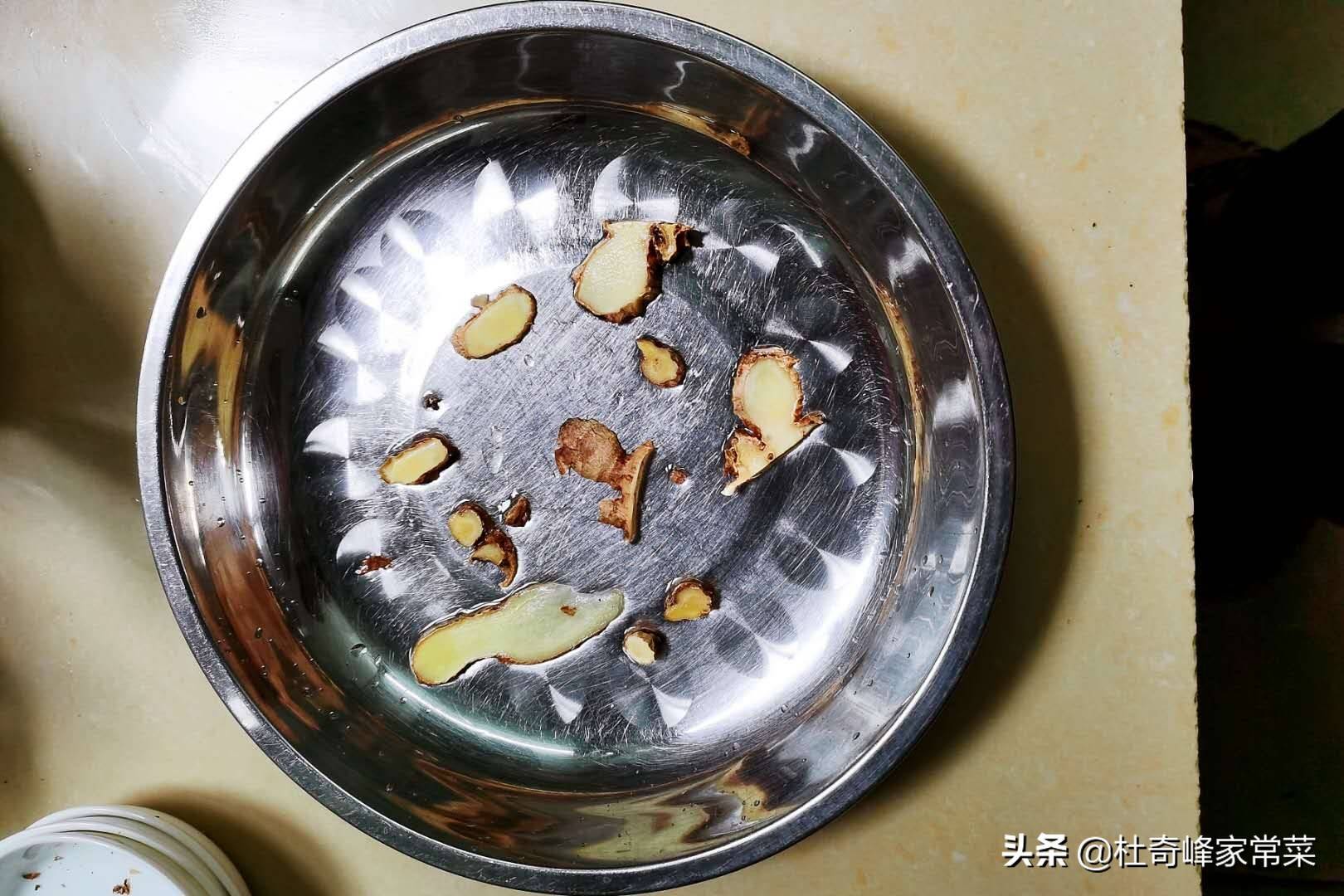 家常菜之清蒸鱼头，传统做法，甘香醇厚，吃1次就忘不了