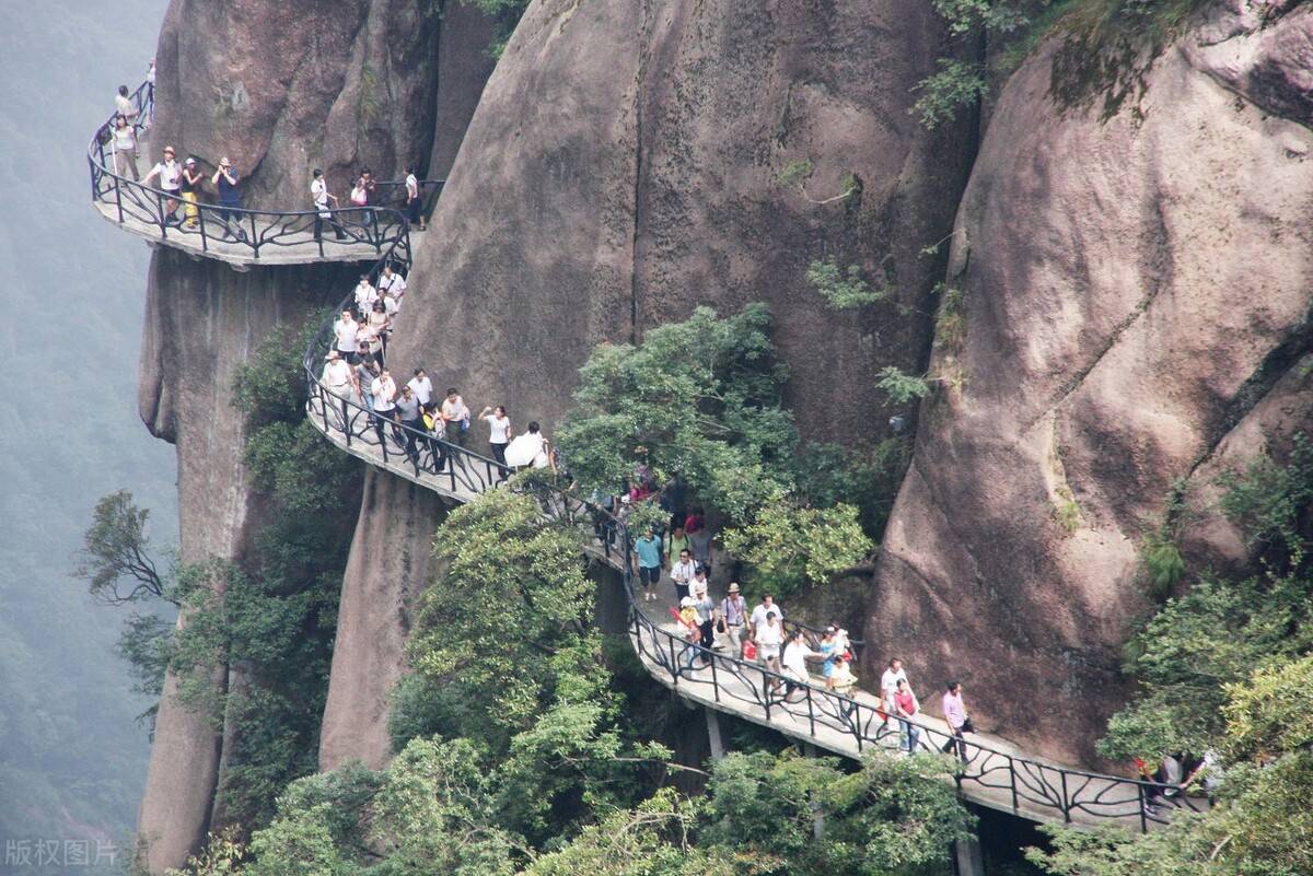 江西旅游必去的五座山，最后一个是全国独一的朝圣风景区