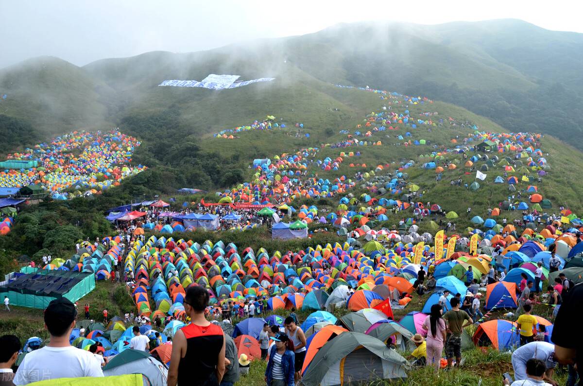 江西旅游必去的五座山，最后一个是全国独一的朝圣风景区