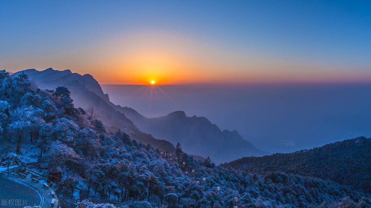 江西旅游必去的五座山，最后一个是全国独一的朝圣风景区