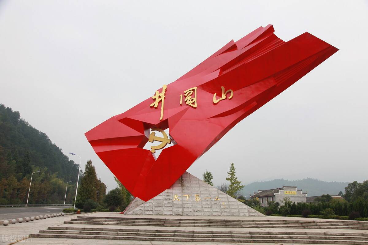 江西旅游必去的五座山，最后一个是全国独一的朝圣风景区