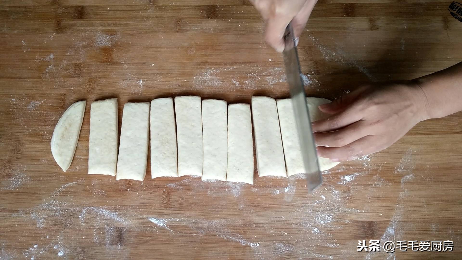 2分钟学会做香掉牙的芝麻酥饼，咬一口香酥掉渣，零失误哦！