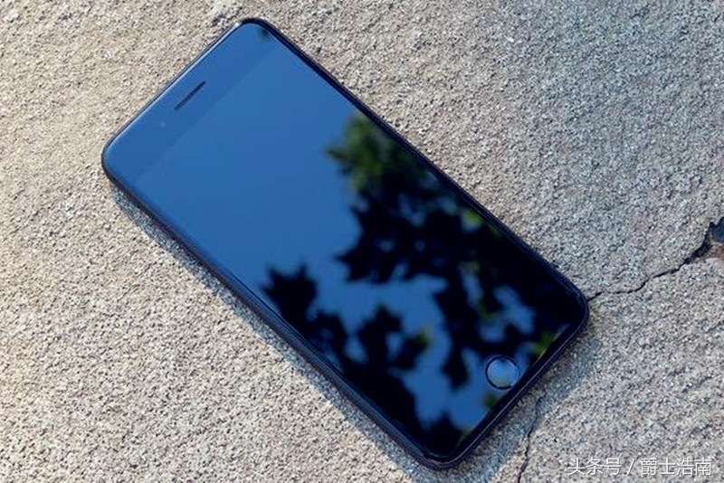 iphonex死机怎么强制重启（苹果x黑屏的强制重启方法）