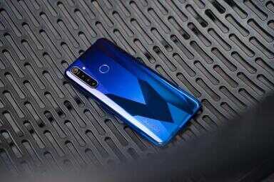 realme q（realme是oppo的吗）