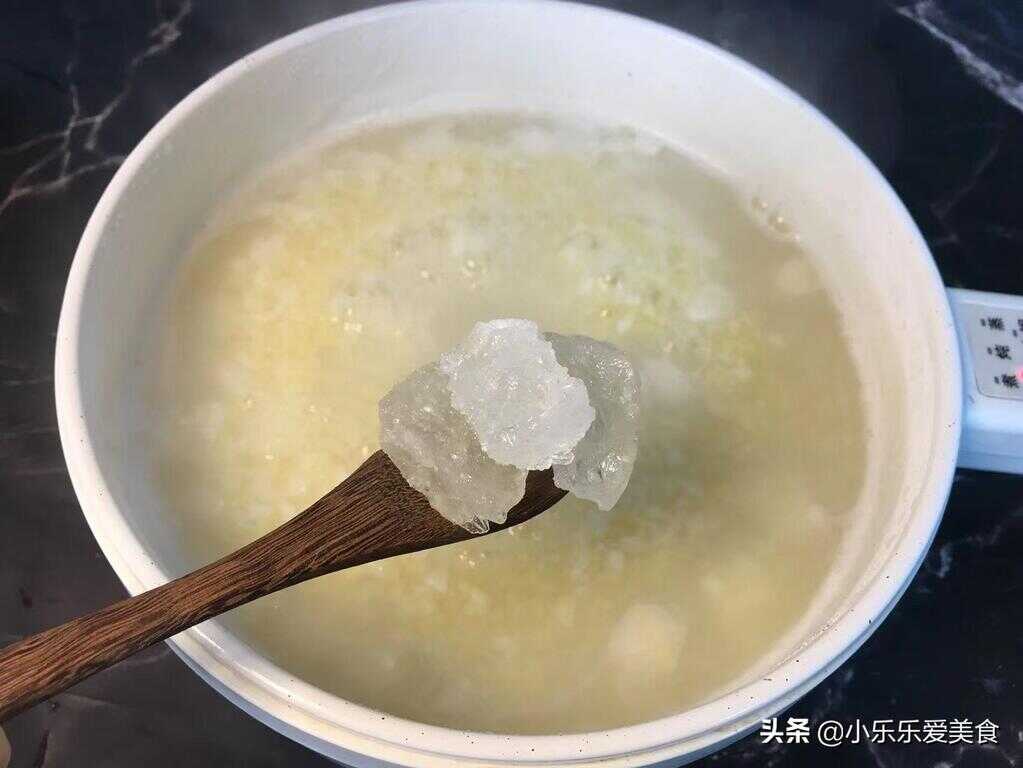 冬天，梨和山药是绝配，我家每周煮3次，好多人不知道有啥用